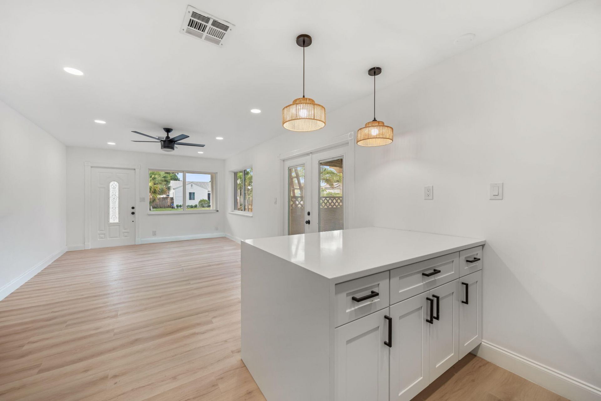 715 High Street, West Palm Beach, FL 33405 Photo