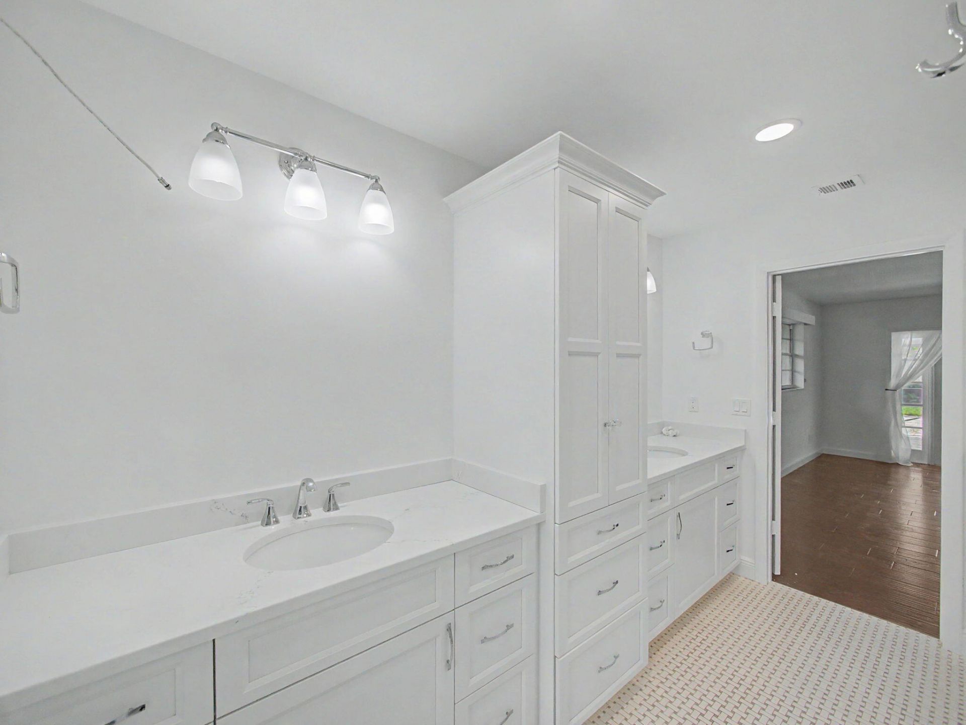 22 Banyan Road, Sewalls Point, FL 34996 Photo