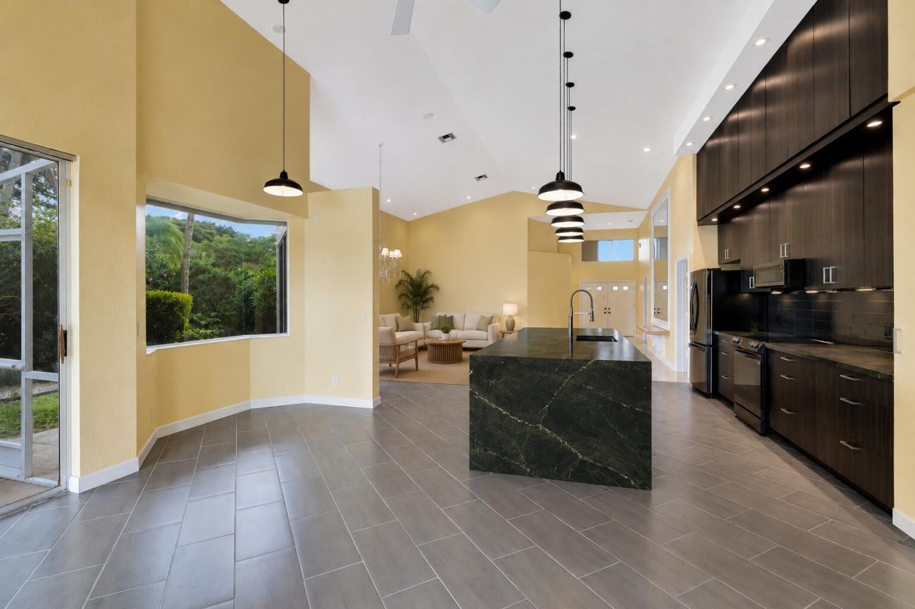 11922 Fountainside Circle, Boynton Beach, FL 33437 Photo