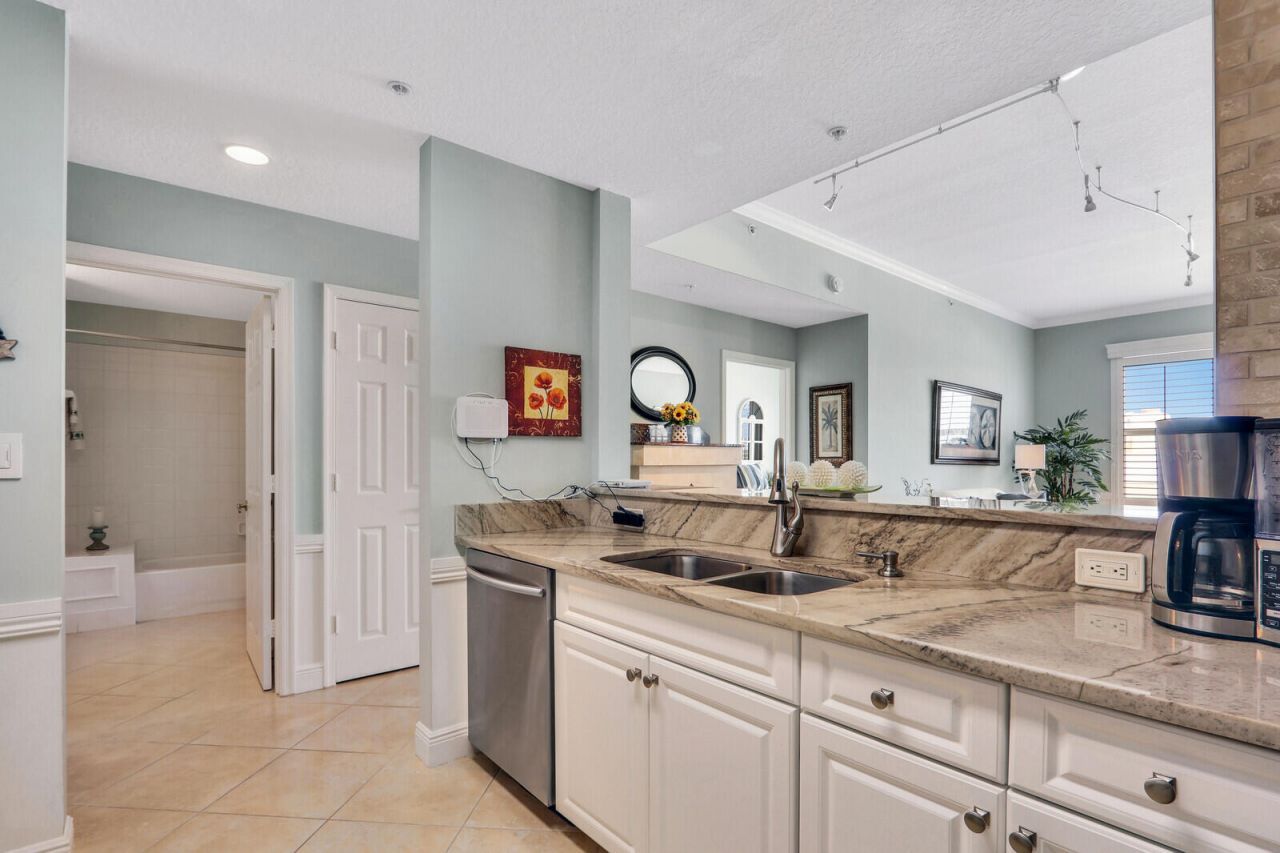 1200 Town Center Drive, Unit 502, Jupiter, FL 33458 Photo