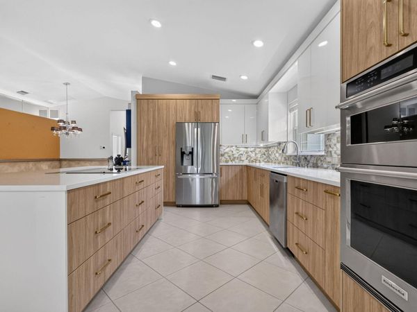 8135 Playa Del Sur Boulevard, Lake Worth, FL 33467