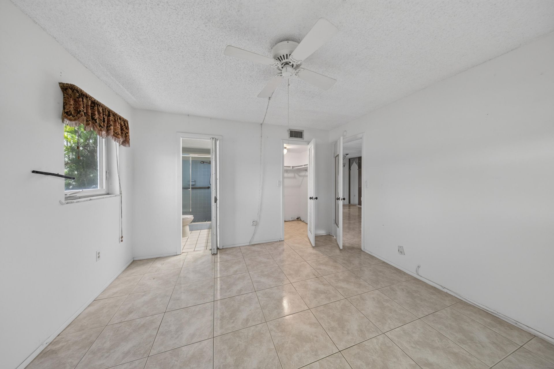 8101 N Sunrise Lakes Drive N, Unit 112, Sunrise, FL 33322 Photo