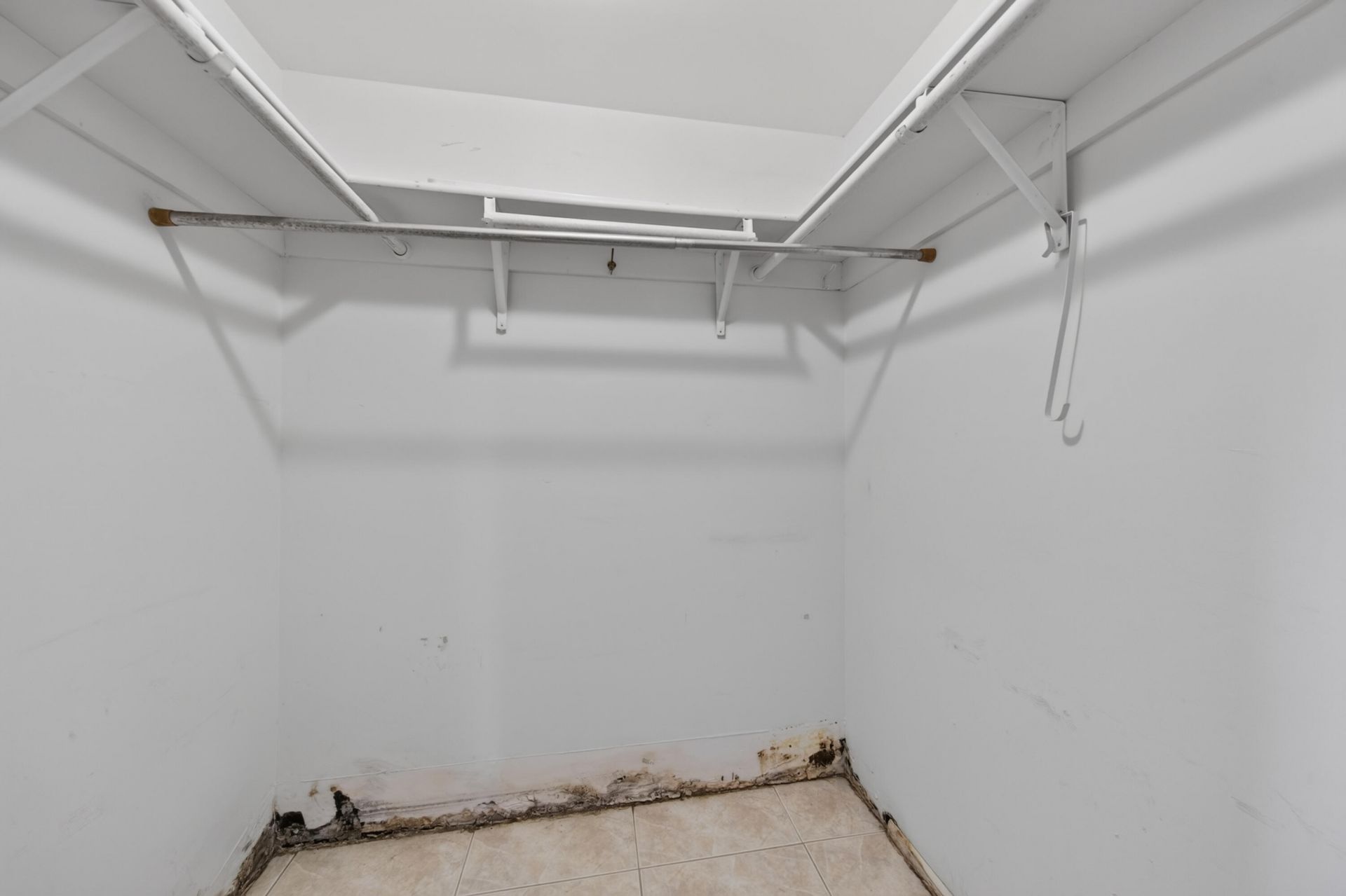 8101 N Sunrise Lakes Drive N, Unit 112, Sunrise, FL 33322 Photo