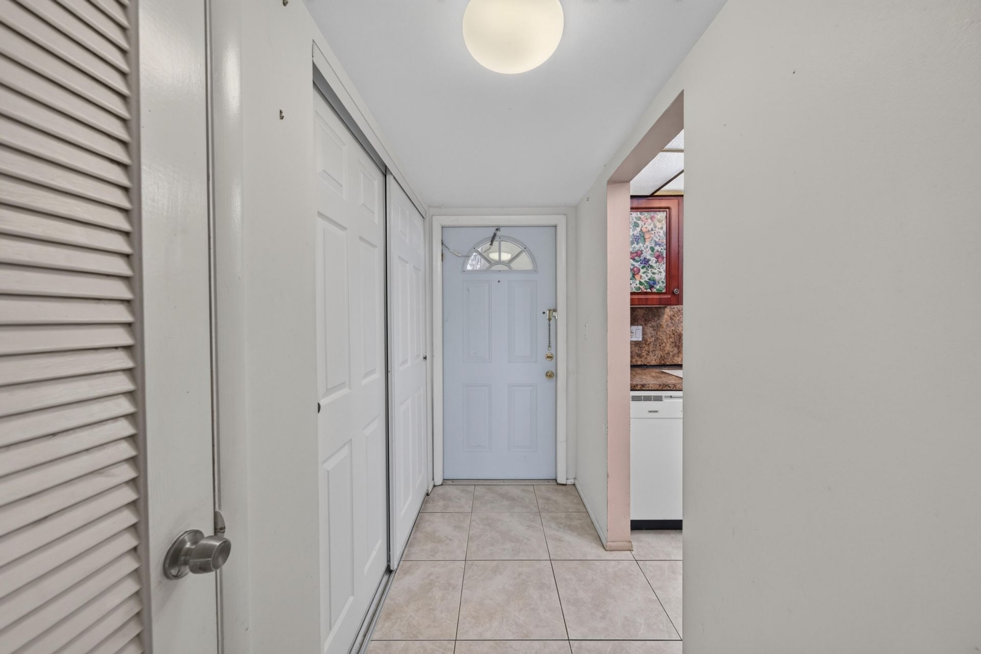 8101 N Sunrise Lakes Drive N, Unit 112, Sunrise, FL 33322 Photo
