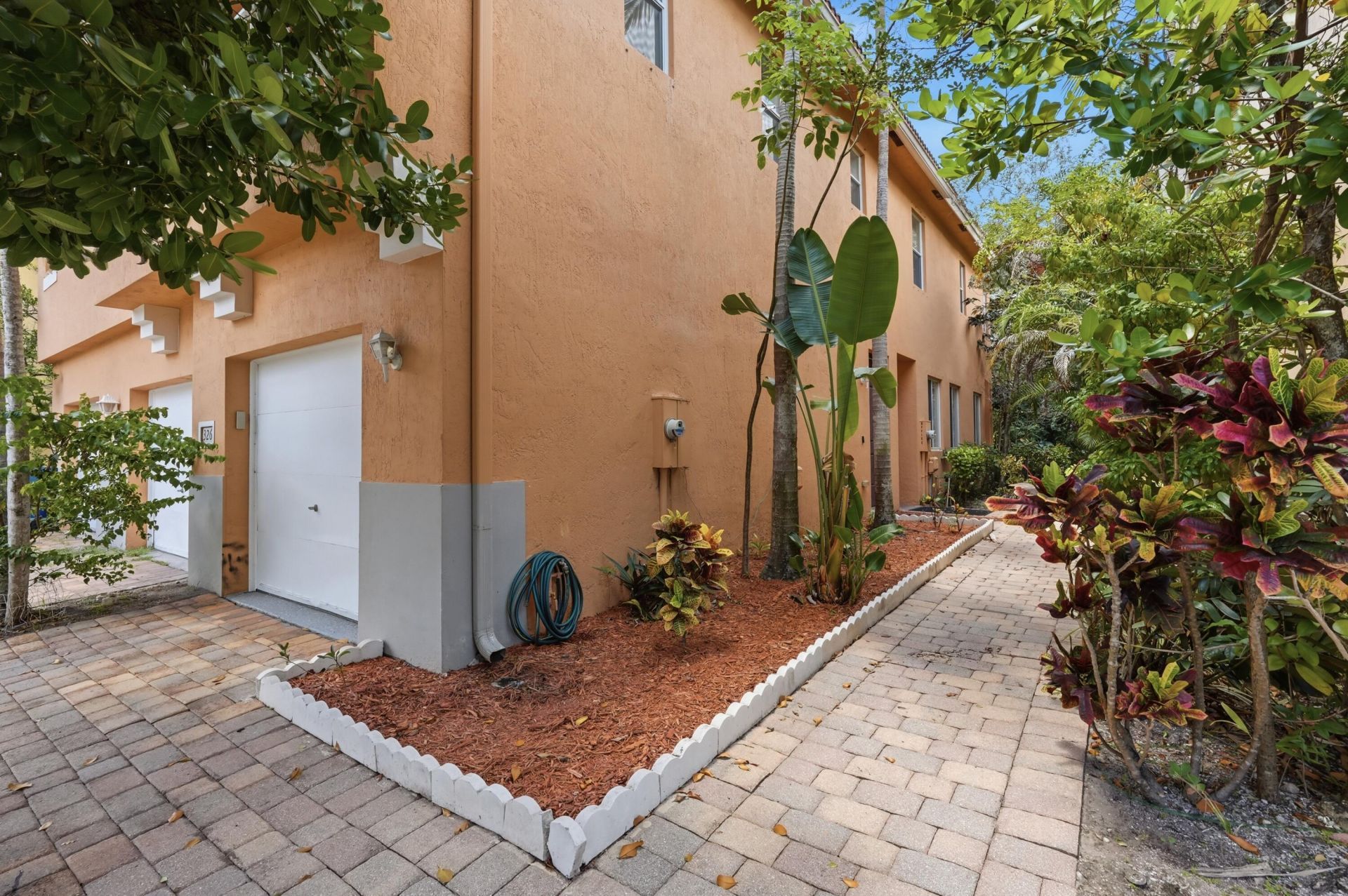 3261 Scarletta Drive, Riviera Beach, FL 33404 Photo