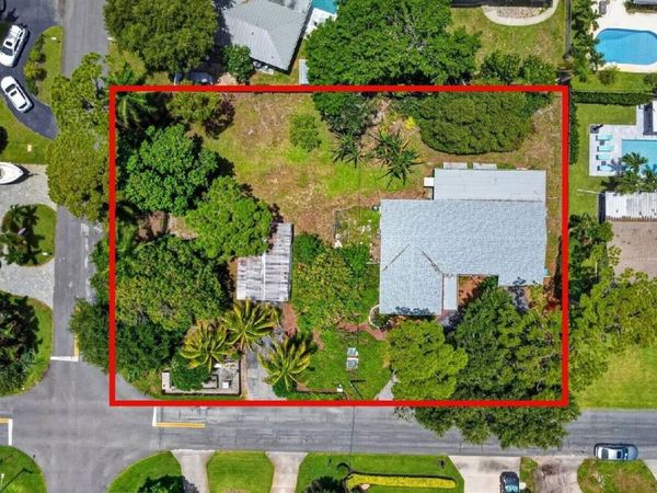 2709 SW 6th Street, Boynton Beach, FL 33435
