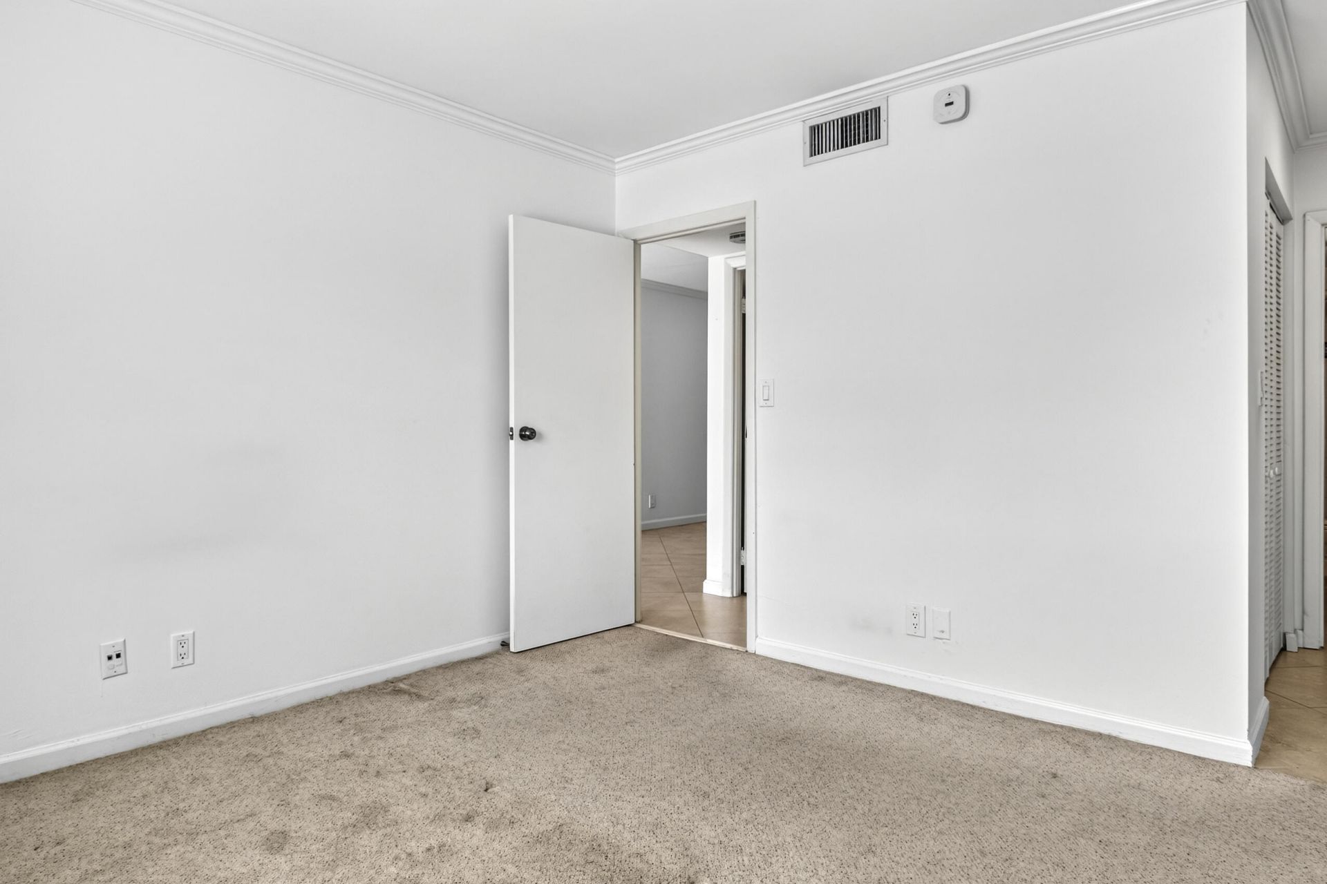 13 Jacaranda Drive, Unit 214, Plantation, FL 33324 Photo