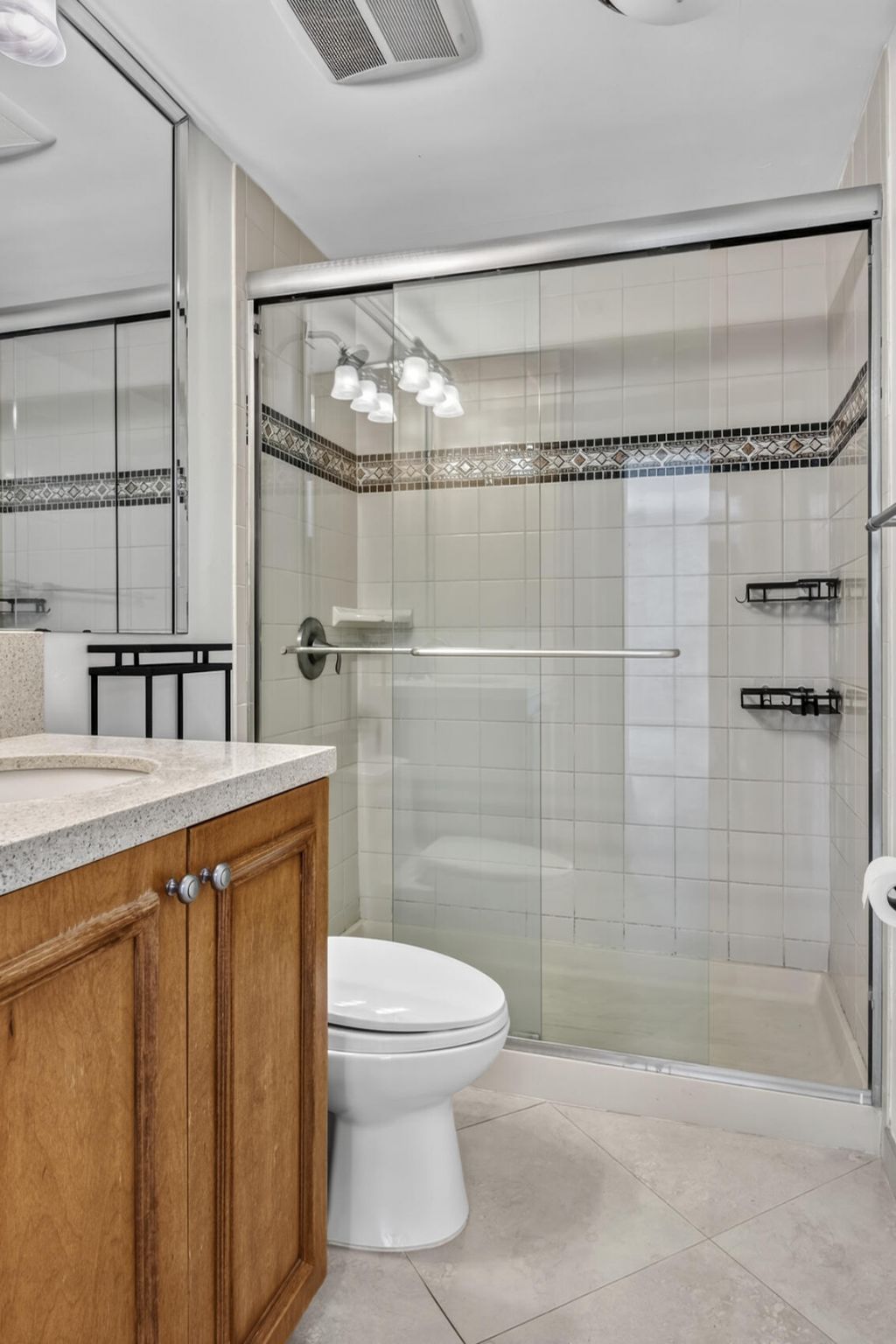 13 Jacaranda Drive, Unit 214, Plantation, FL 33324 Photo