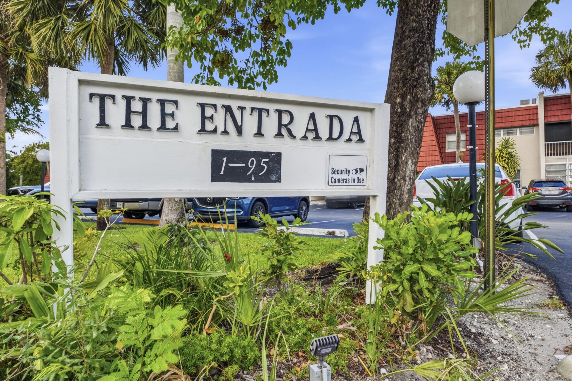 13 Jacaranda Drive, Unit 214, Plantation, FL 33324 Photo