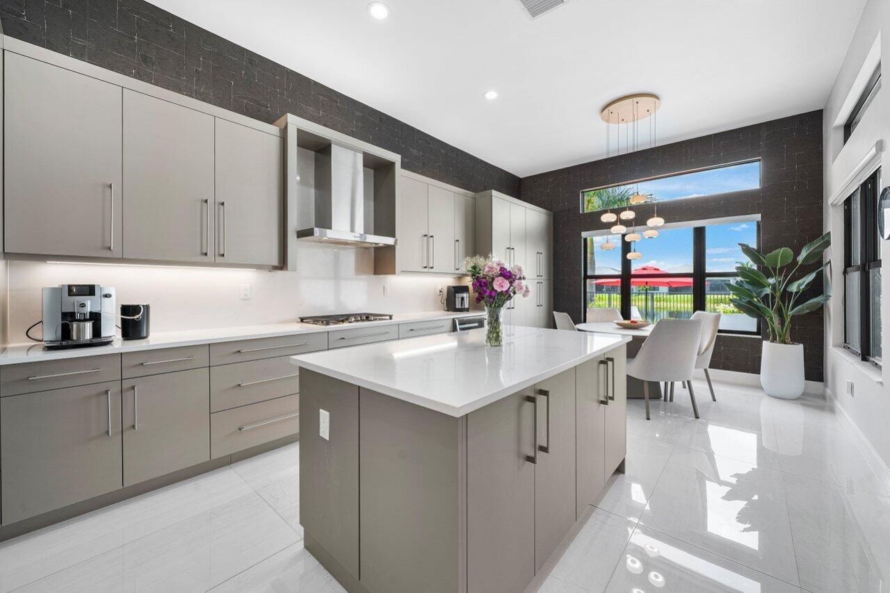 9850 Evergreen Woods Lane, Boynton Beach, FL 33473 Photo