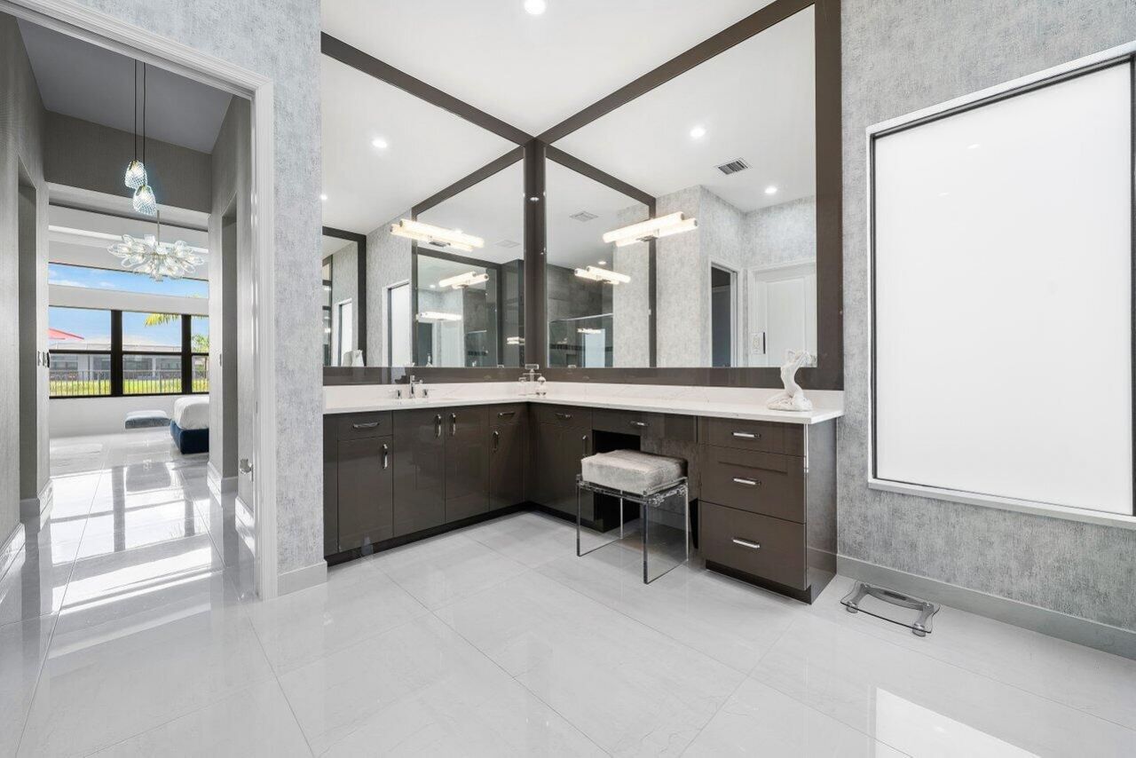 9850 Evergreen Woods Lane, Boynton Beach, FL 33473 Photo