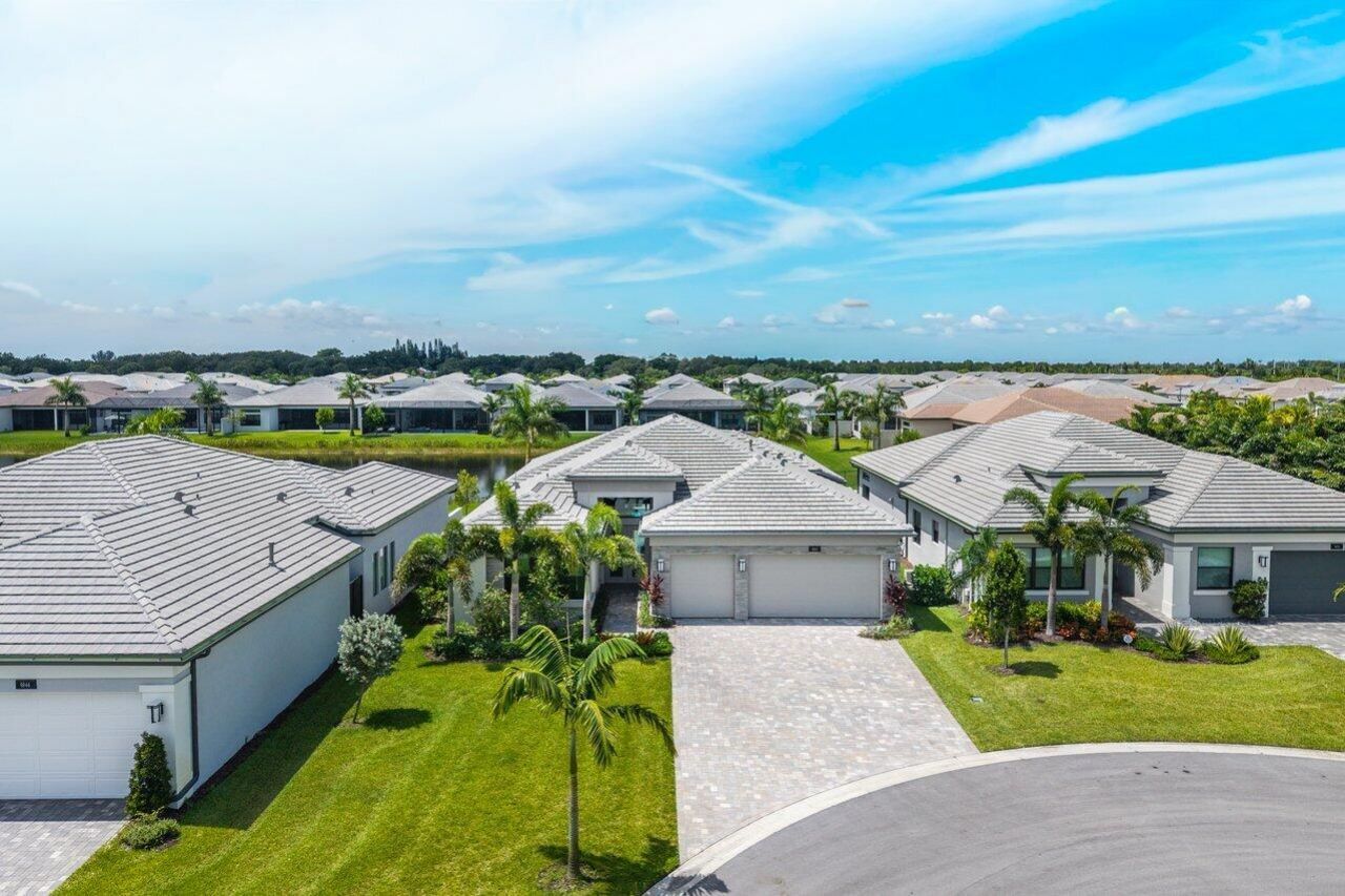 9850 Evergreen Woods Lane, Boynton Beach, FL 33473 Photo