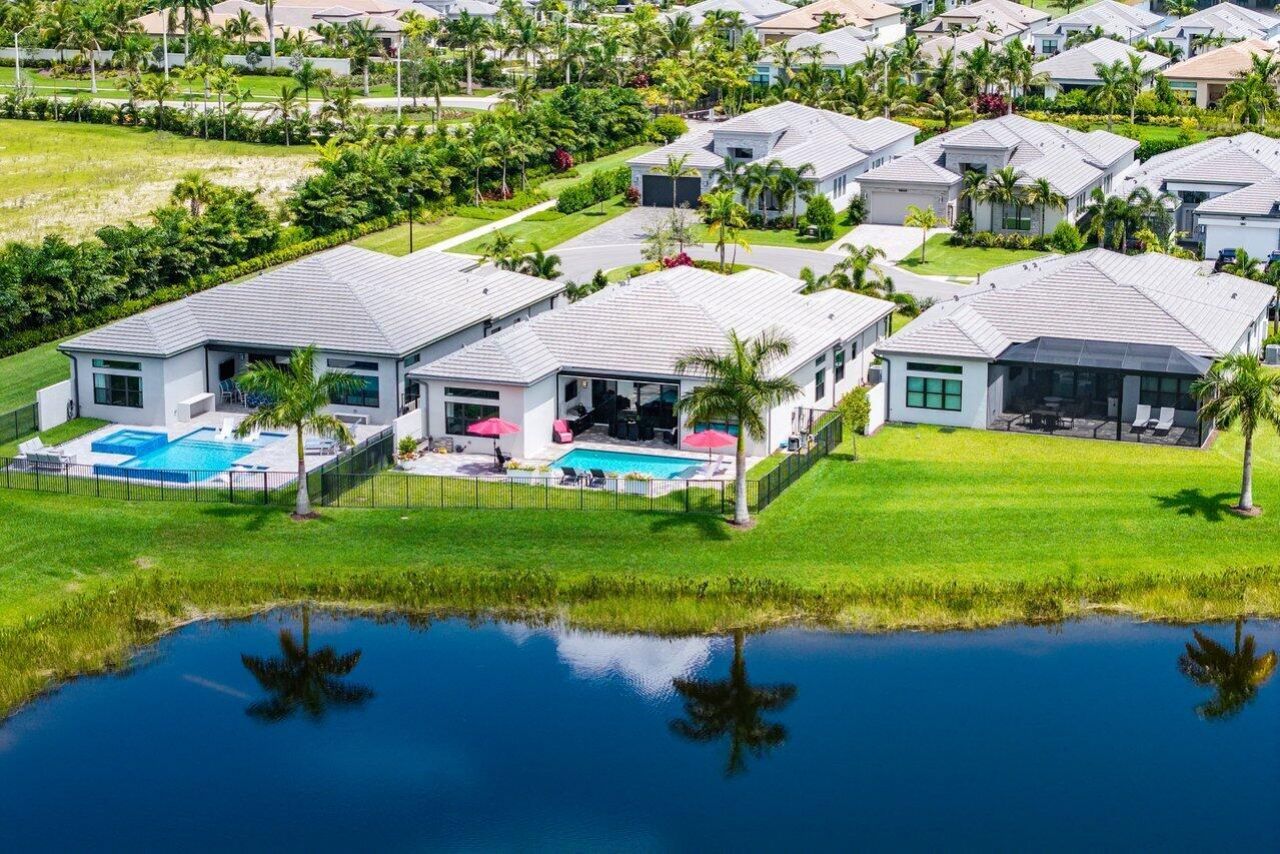 9850 Evergreen Woods Lane, Boynton Beach, FL 33473 Photo