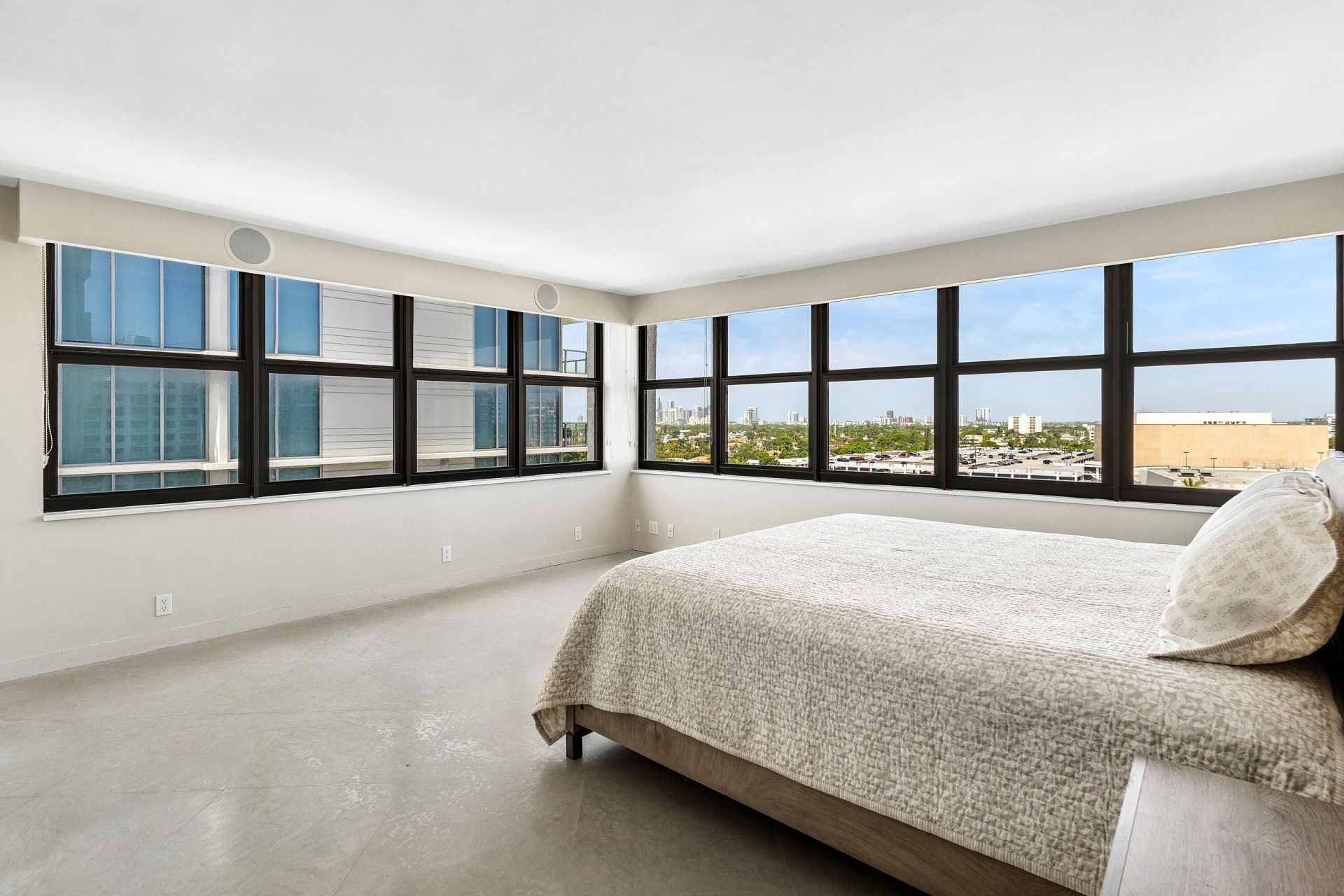 936 Intracoastal Drive, Unit 12h, Fort Lauderdale, FL 33304 Photo