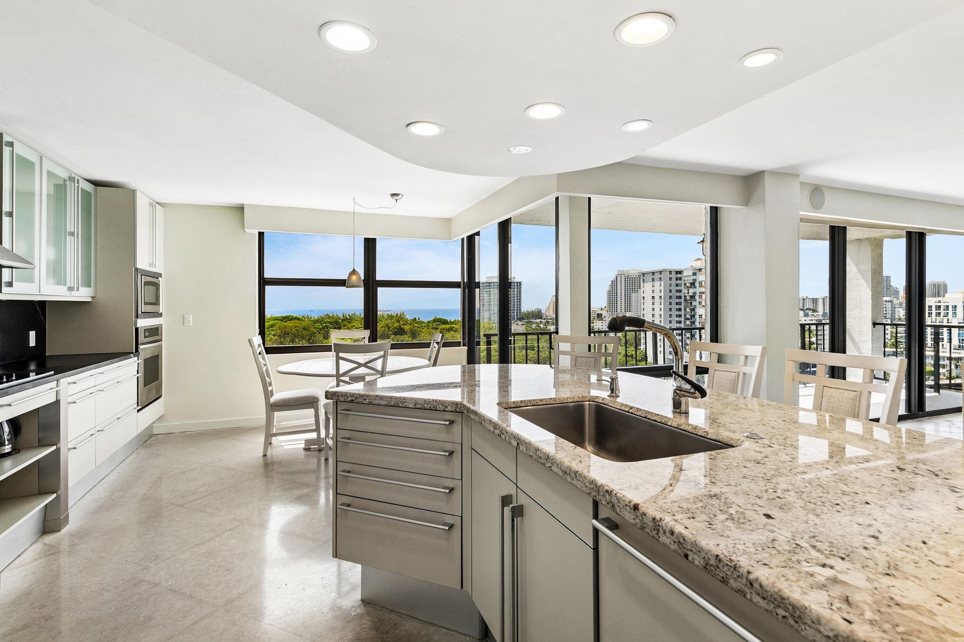 936 Intracoastal Drive, Unit 12h, Fort Lauderdale, FL 33304 Photo