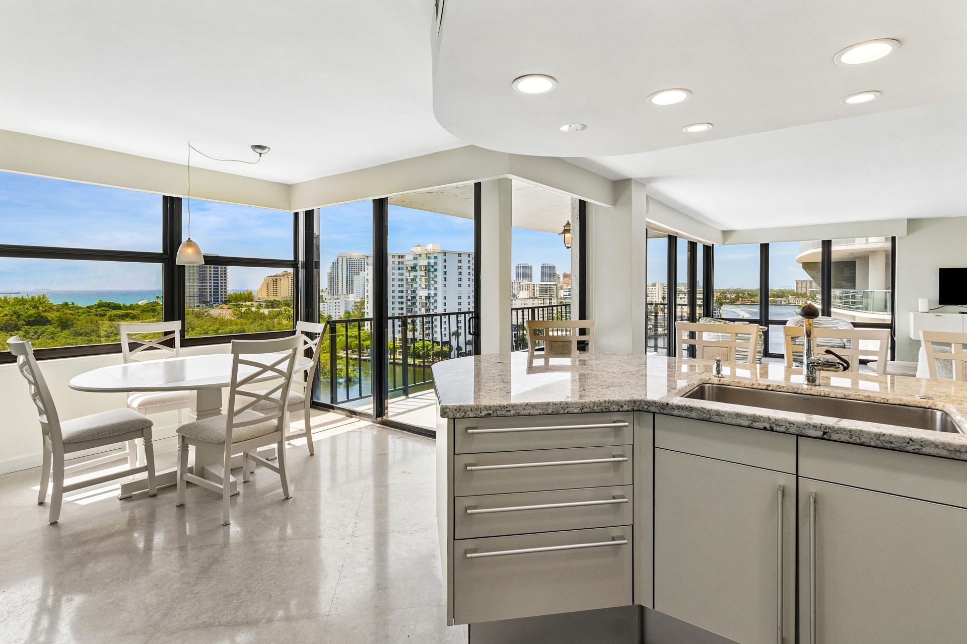 936 Intracoastal Drive, Unit 12h, Fort Lauderdale, FL 33304 Photo