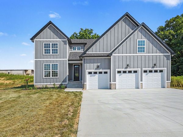 1417 Rooster Ridge Rd, Pleasant View, TN 37146