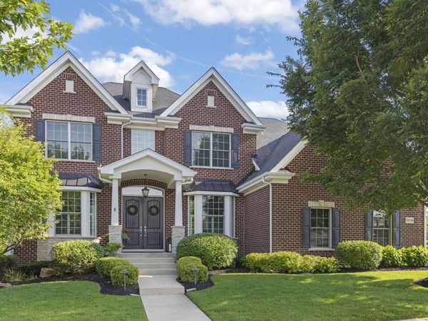 39W861 S Hathaway Lane, Geneva, IL 60134