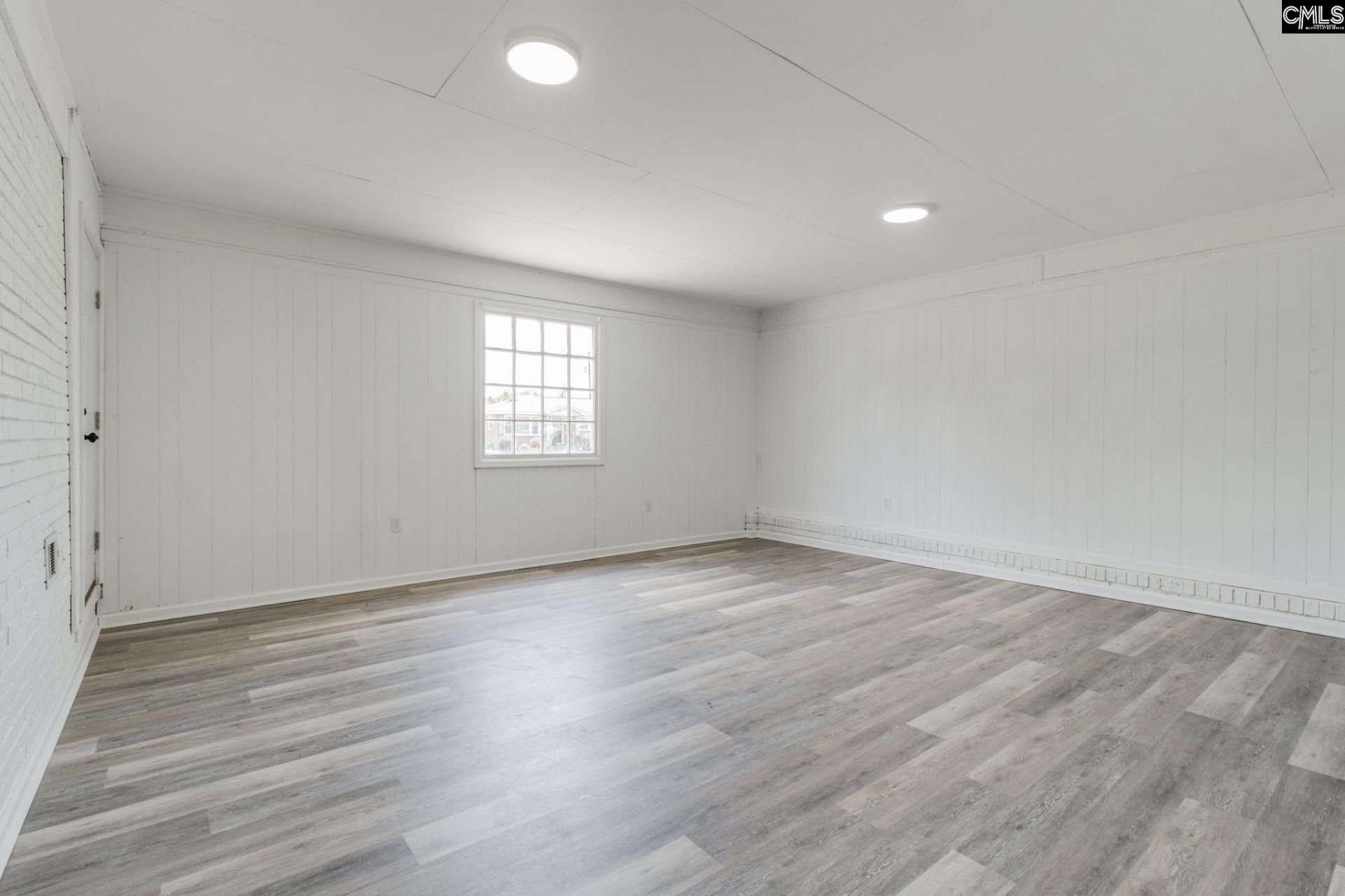 3100 Sierra Drive  Photo 8