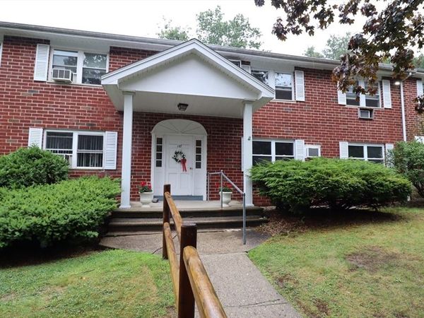 127 Litchfield Pines Drive, Unit B, Leominster, MA 01453