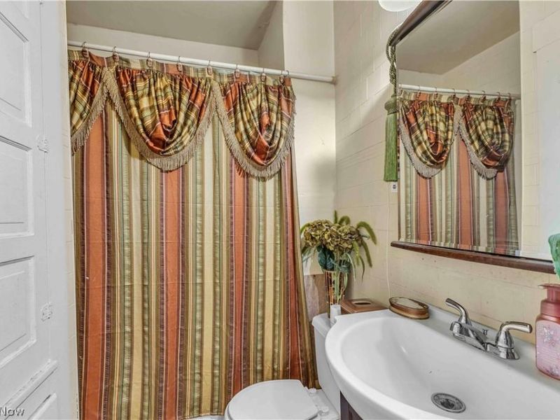 4701 Memphis Avenue, Cleveland, OH 44135 Photo 9