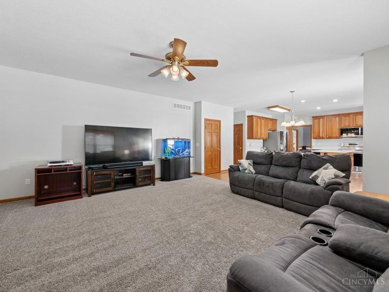 Batavia, OH 45103 Photo 24