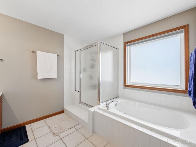 Batavia, OH 45103 Photo 36