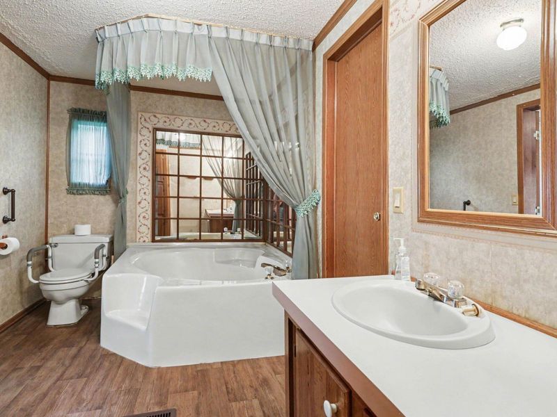 17563 Buckingham Road , Logan, OH 43138 Photo 20