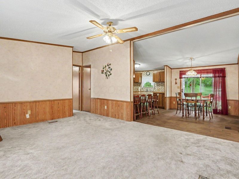 17563 Buckingham Road , Logan, OH 43138 Photo 6