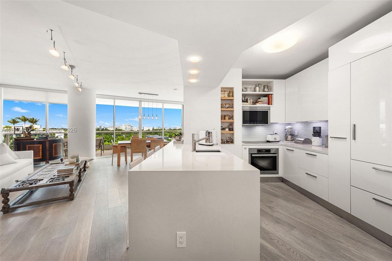 2127 Brickell Ave , Unit 1006, Miami, FL 33129 Photo