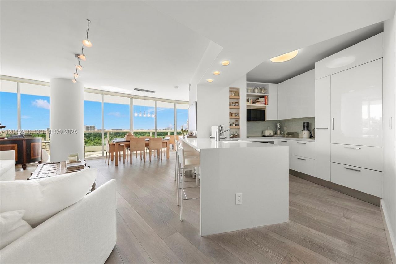 2127 Brickell Ave , Unit 1006, Miami, FL 33129 Photo