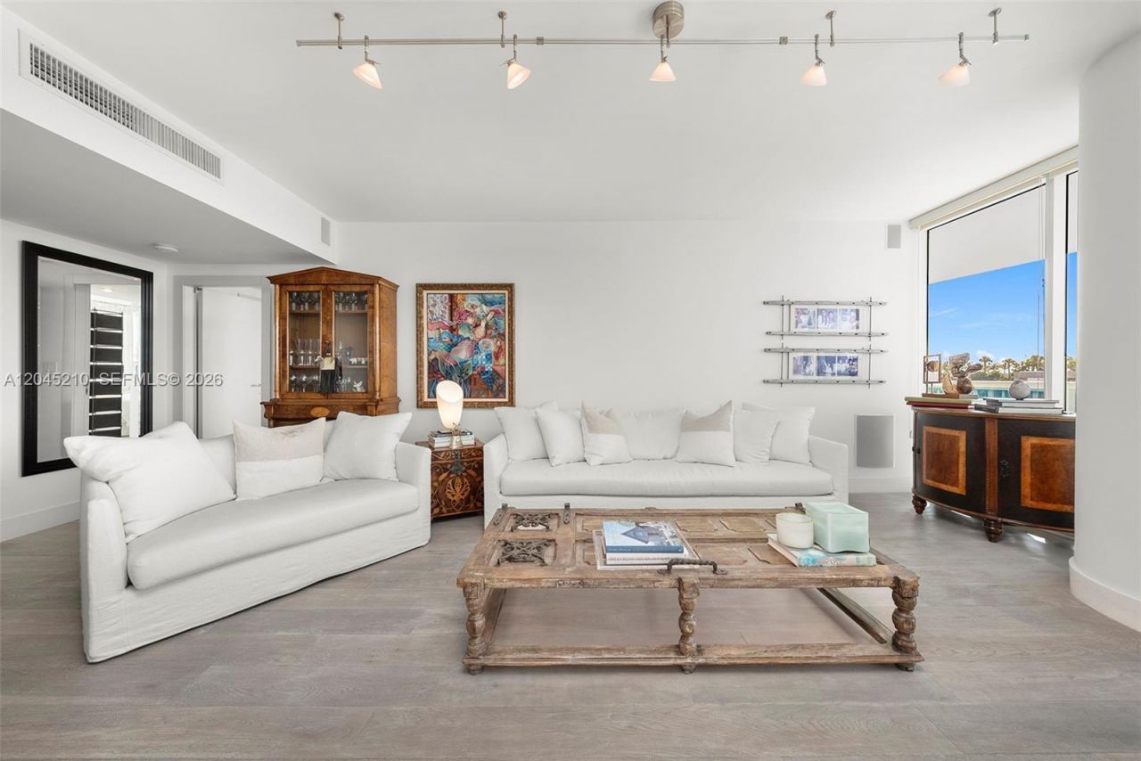 2127 Brickell Ave , Unit 1006, Miami, FL 33129 Photo