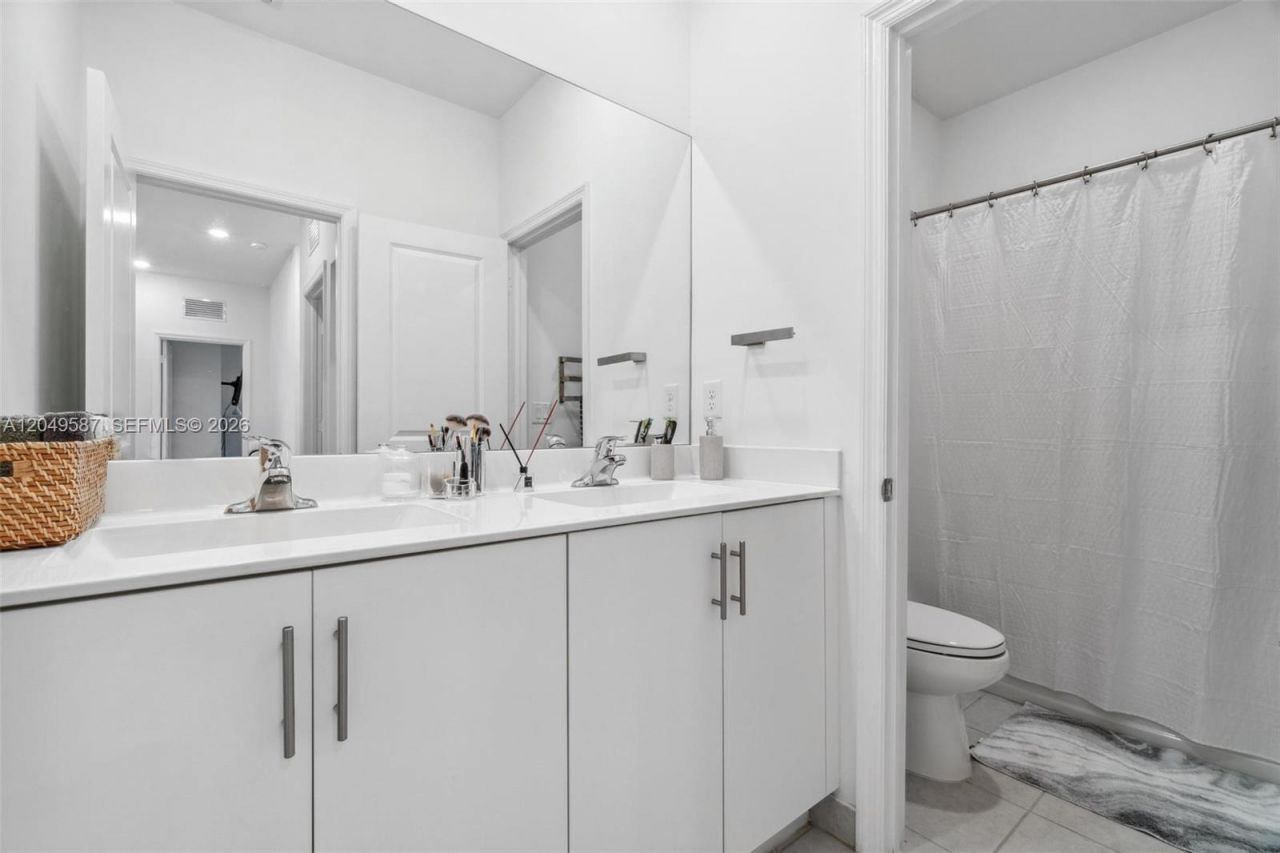 24242 SW 119th Pl , Homestead, FL 33032 Photo