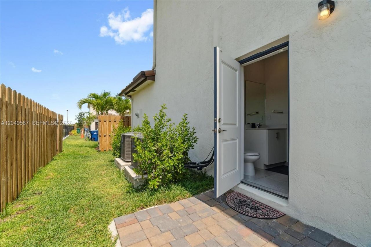 24242 SW 119th Pl , Homestead, FL 33032 Photo