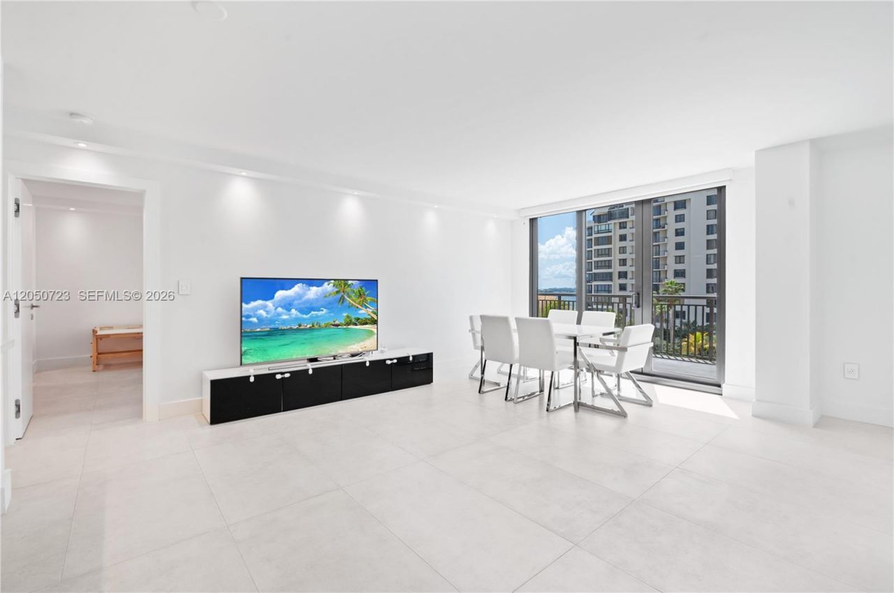 540 Brickell Key Dr , Unit 719, Miami, FL 33131 Photo
