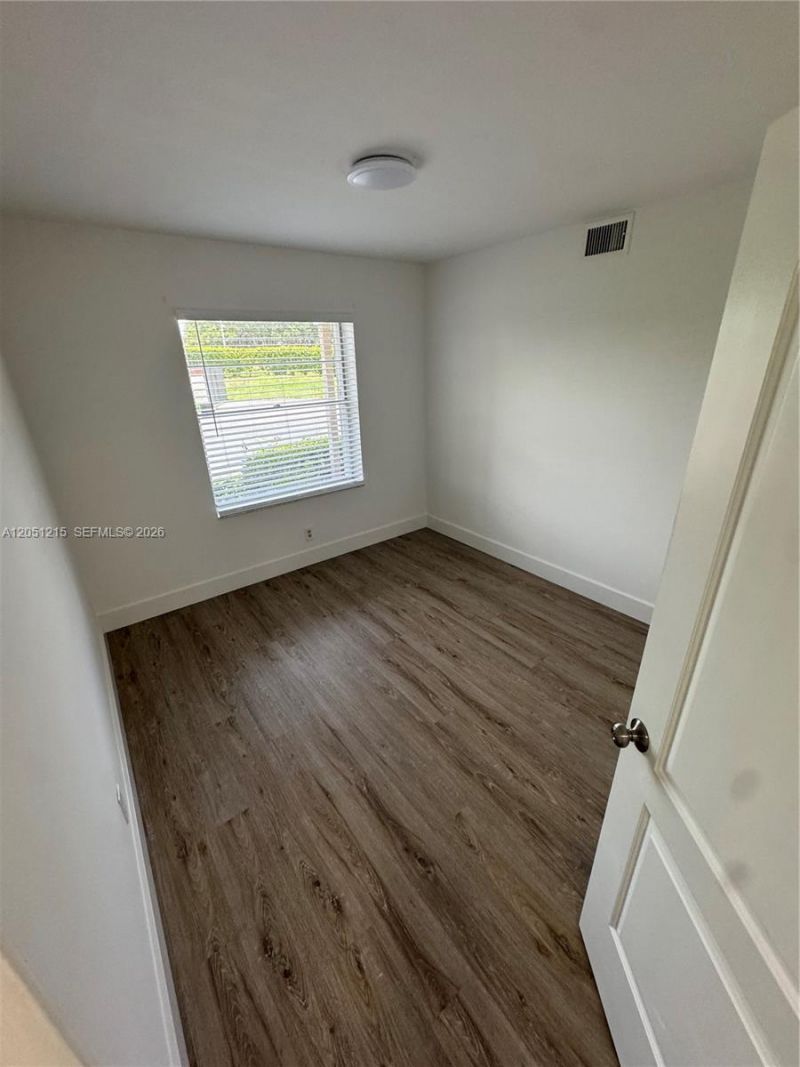 9937 Three Lakes Cir, Unit 14d, Boca Raton, FL 33428 Photo