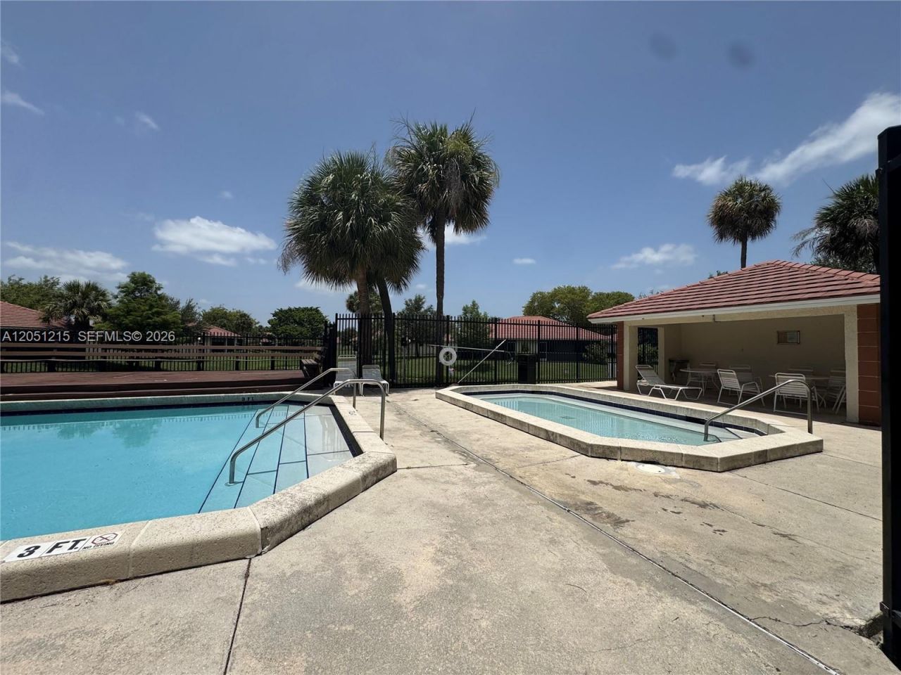 9937 Three Lakes Cir, Unit 14d, Boca Raton, FL 33428 Photo