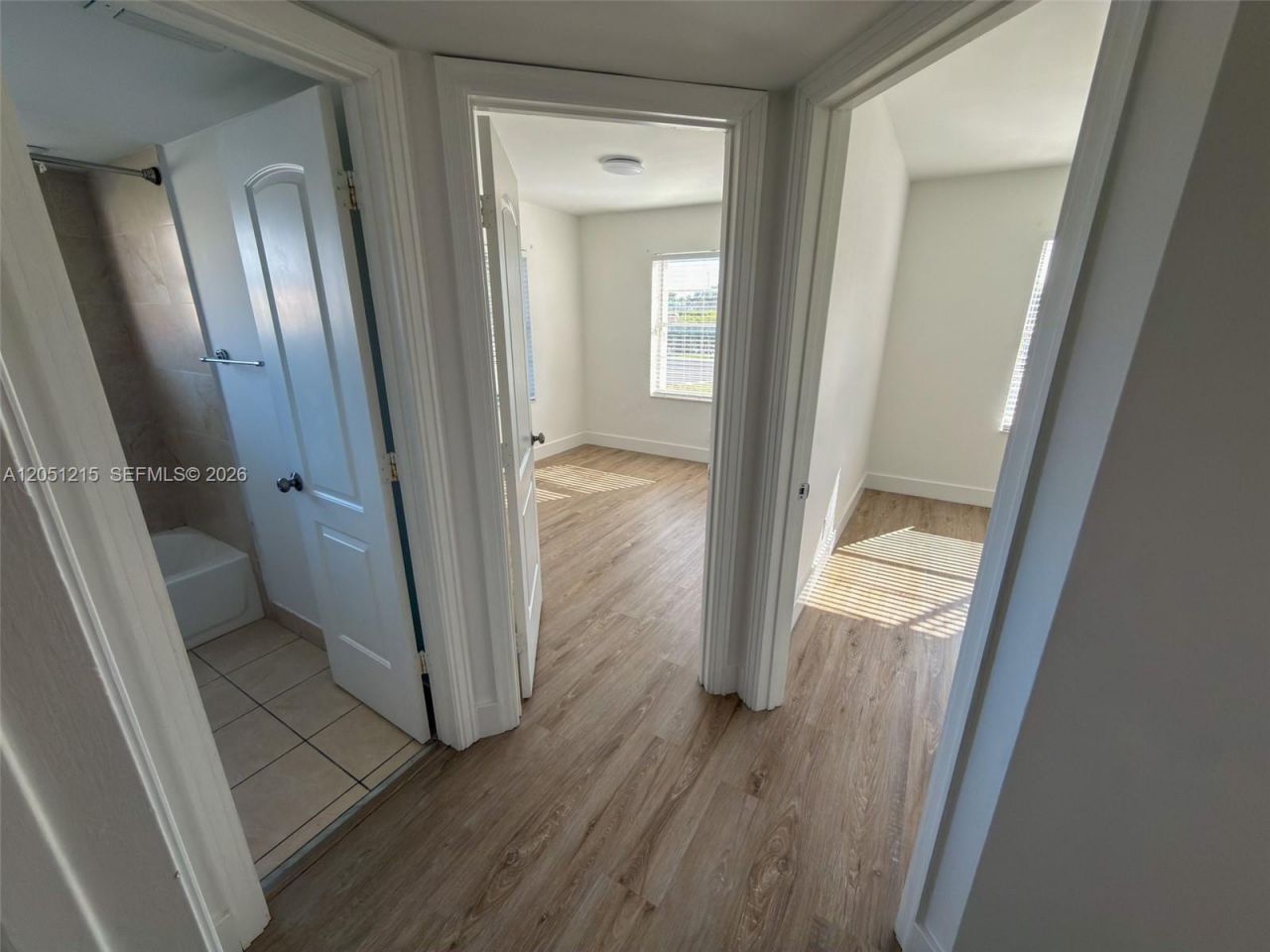 9937 Three Lakes Cir, Unit 14d, Boca Raton, FL 33428 Photo