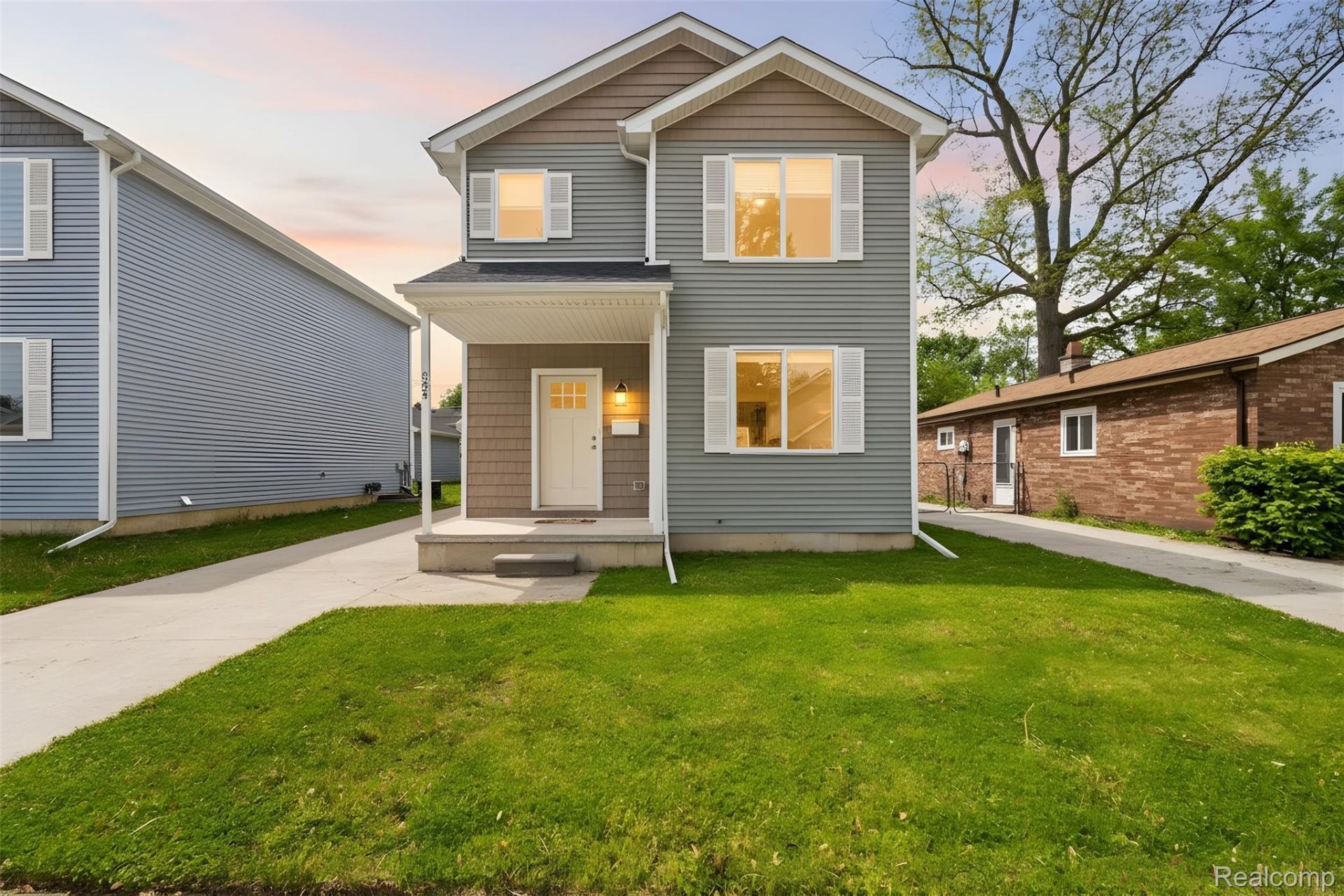 534 E Brickley Avenue, Hazel Park, Mi 48030 Main Photo