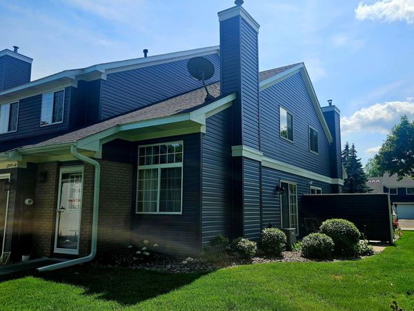 1755 Donegal Drive , Unit 4, Woodbury, MN 55125