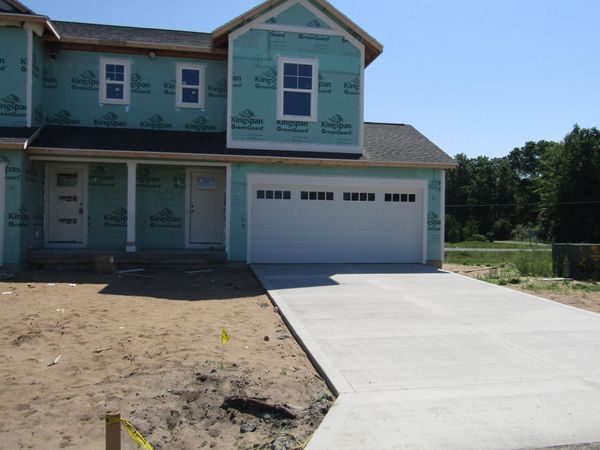 6138 Burgess Drive, Unit 5, Spring Lake, MI 49456