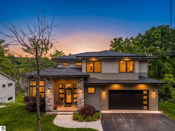 1424 Randolph Street, Traverse City, MI 49684