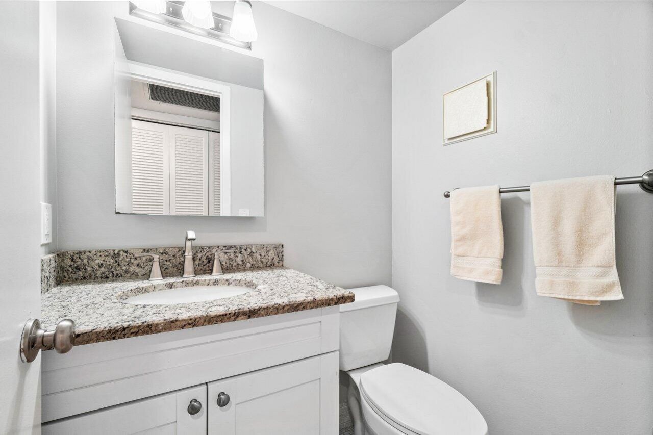 2046 Rexford C, Boca Raton, FL 33434 Photo