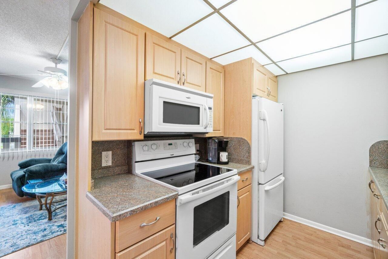 2046 Rexford C, Boca Raton, FL 33434 Photo
