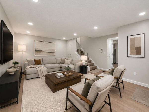 660 Cherry Hollow Road , Unit E, Columbus, OH 43228
