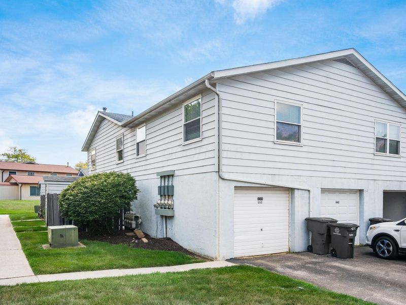 660 Cherry Hollow Road, Unit E, Columbus, OH 43228 Photo 34