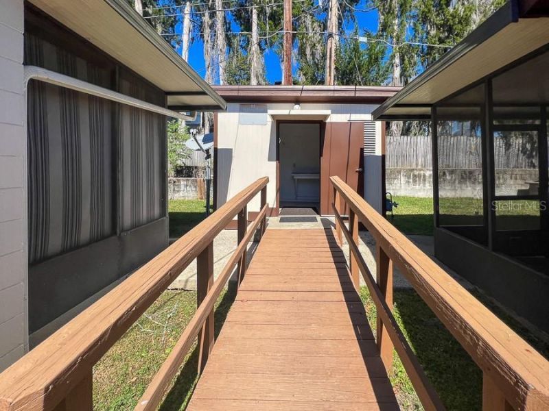 1406 SW 18th Place , Unit 14, Gainesville, FL 32608 Photo