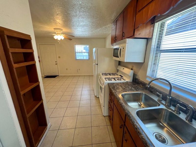 1406 SW 18th Place , Unit 14, Gainesville, FL 32608 Photo
