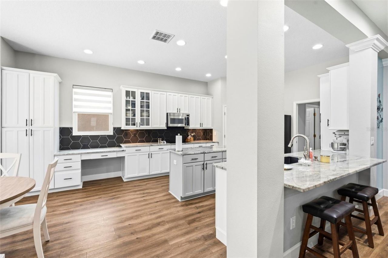 3530 Valencia Cove Court, Land O Lakes, FL 34639 Photo