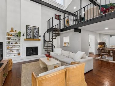 9308 Chimney Corner Lane, Dallas, TX 75243